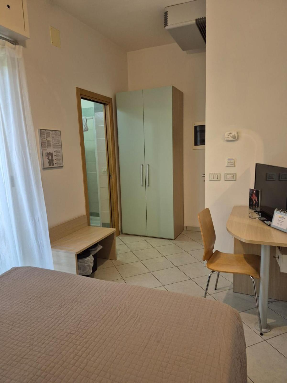 Hotel Romagna Cattolica Bagian luar foto